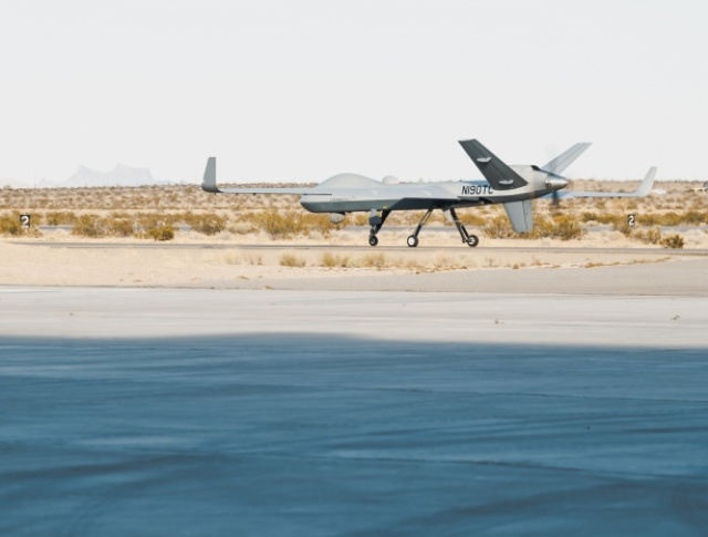 Mỹ phát triển công nghệ điều khiển bảo mật dành cho UAV